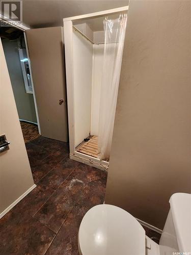 707 Grey Avenue, Grenfell, SK - Indoor Photo Showing Bathroom