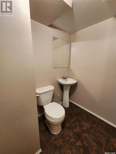 707 Grey Avenue, Grenfell, SK - Indoor Photo Showing Bathroom