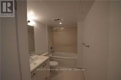 1410 - 87 Peter Street, Toronto, ON - Indoor Photo Showing Bathroom