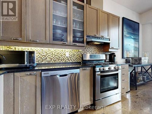 747 - 155 Dalhousie Street, Toronto, ON - Indoor Photo Showing Kitchen With Stainless Steel Kitchen