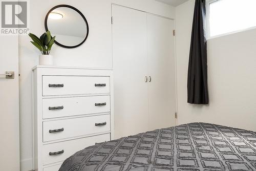 1611 Elm Street E, Kelowna, BC - Indoor Photo Showing Bedroom