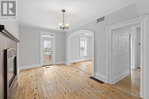 18 Stone Street, Belleville, ON - Indoor Photo Showing Other Room