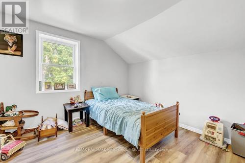 6005 County Rd 41, Stone Mills, ON - Indoor Photo Showing Bedroom