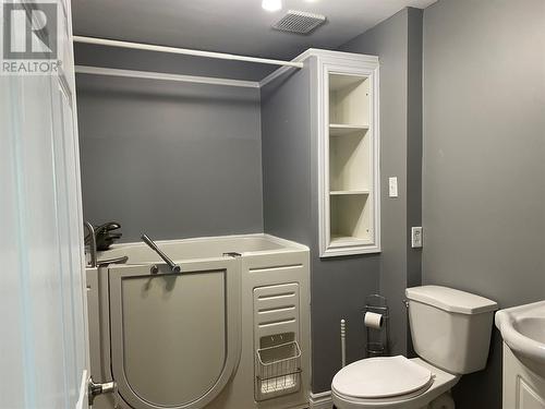 5 Webster Place, Corner Brook, NL - Indoor Photo Showing Bathroom