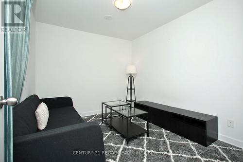 #317 -251 Manitoba St, Toronto, ON - Indoor Photo Showing Other Room