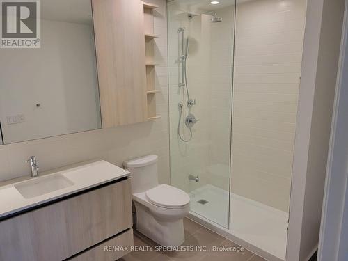 1012 - 21 Park Street, Mississauga, ON - Indoor Photo Showing Bathroom