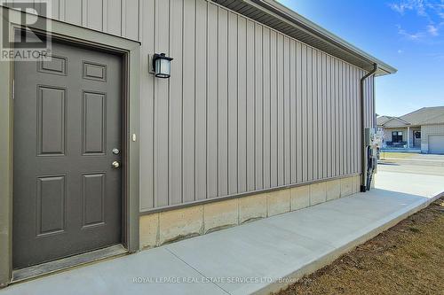 22 Bounty Avenue S, Thorold, ON - Outdoor With Exterior