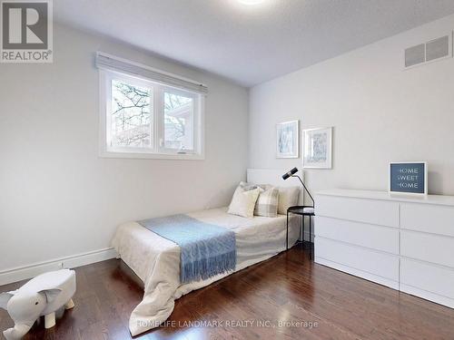 200 Rosedale Heights Dr, Vaughan, ON - Indoor Photo Showing Bedroom