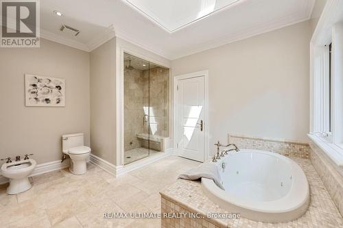 242 Parkview Ave, Toronto, ON - Indoor Photo Showing Bathroom