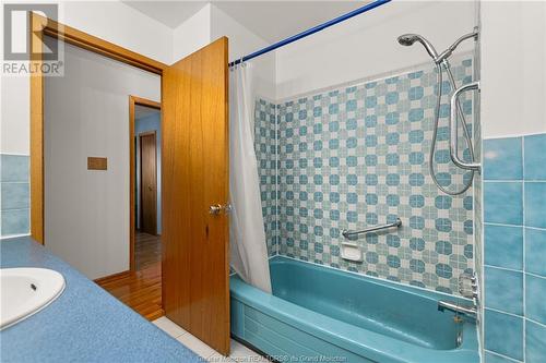 153 Sackville, Shediac, NB - Indoor Photo Showing Bathroom