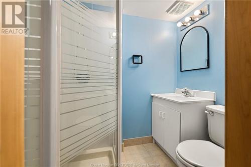 153 Sackville, Shediac, NB - Indoor Photo Showing Bathroom