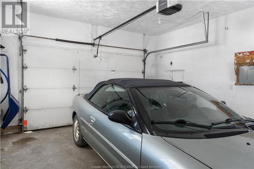 9 Elm Lane, Pointe Du Chene, NB - Indoor Photo Showing Garage