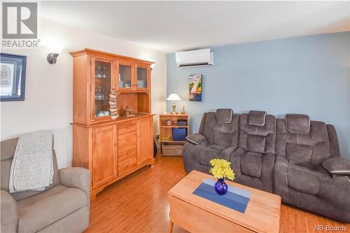 1774 335 Route, Saint-Simon, NB - Indoor Photo Showing Living Room