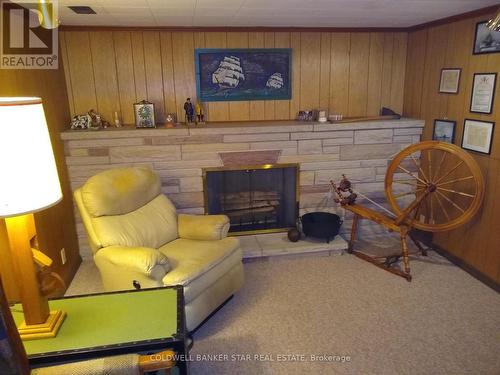 6361 Sunset Rd, Central Elgin, ON - Indoor With Fireplace