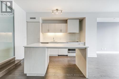 #1001 -508 Wellington St W, Toronto, ON - Indoor Photo Showing Kitchen With Upgraded Kitchen