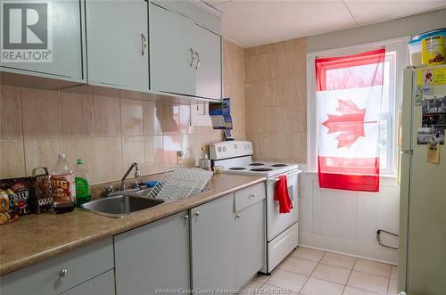 1531 Windsor Avenue Unit# Upper, Windsor, ON - Indoor Photo Showing Kitchen