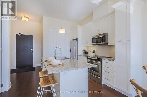 309 - 15277 Yonge Street, Aurora, ON - Indoor Photo Showing Kitchen With Stainless Steel Kitchen With Upgraded Kitchen