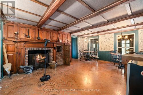 153 Dundas St W, Belleville, ON - Indoor With Fireplace