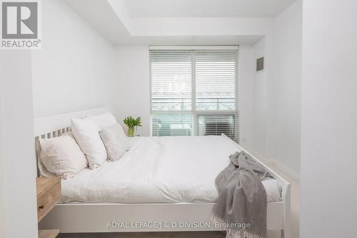 #312 -25 Scrivener Sq, Toronto, ON - Indoor Photo Showing Bedroom