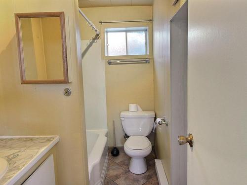 Bathroom - 759  - 759A Rue Lapointe, Rouyn-Noranda, QC - Indoor Photo Showing Bathroom
