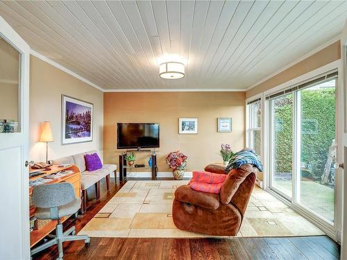 6039 Icarus Dr, Nanaimo, BC - Indoor Photo Showing Other Room
