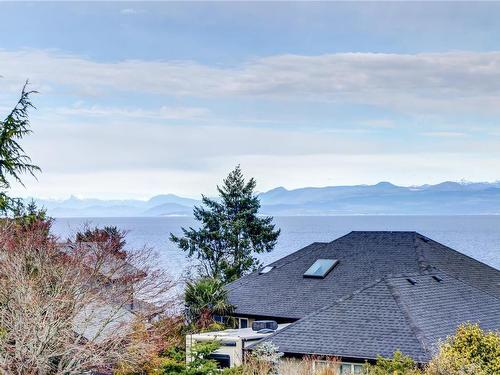 6039 Icarus Dr, Nanaimo, BC - Outdoor With Body Of Water With View