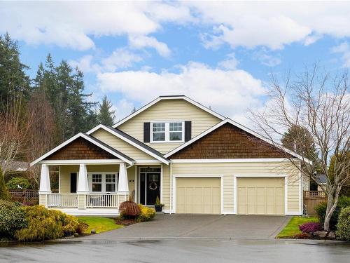 1479 Breezeway Pl, Parksville, BC - Outdoor With Facade
