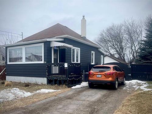 16 Empress Avenue N, Thunder Bay, ON - Outdoor