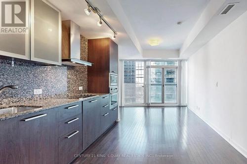 808 - 12 York Street, Toronto, ON - Indoor Photo Showing Kitchen With Upgraded Kitchen