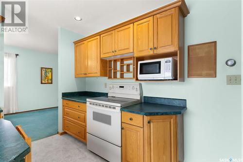 801 Robison Street, Indian Head, SK - Indoor Photo Showing Kitchen