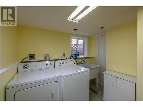 493 Scott Avenue, Penticton, BC - Indoor Photo Showing Laundry Room