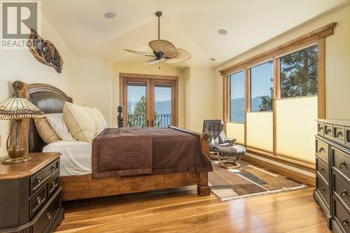 1555 Gregory Road, West Kelowna, BC - Indoor Photo Showing Bedroom