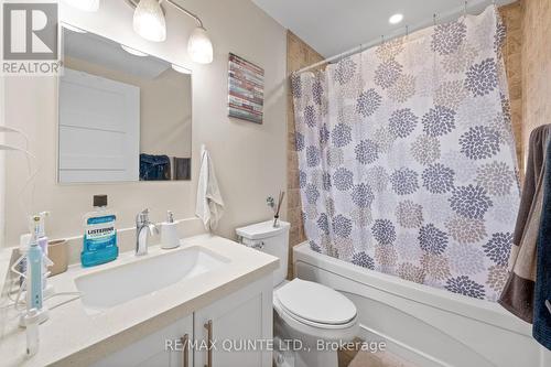 122 Bleecker Ave, Belleville, ON - Indoor Photo Showing Bathroom