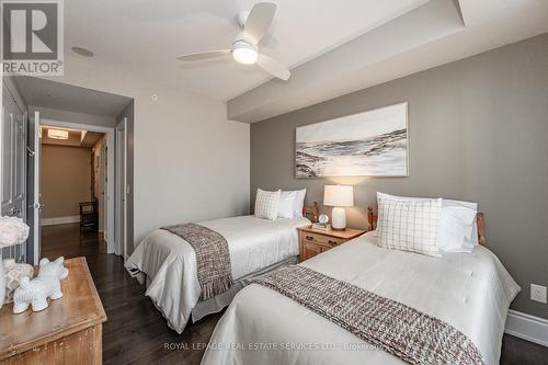#203 -3500 Lakeshore Rd W, Oakville, ON - Indoor Photo Showing Bedroom