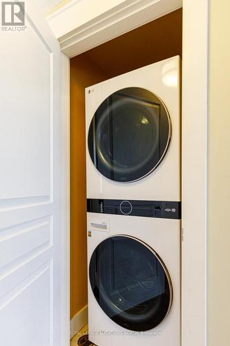 206 - 115 Fairway Court, Blue Mountains, ON - Indoor Photo Showing Laundry Room