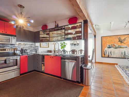 Cuisine - 815 Rue Riverside, Saint-Lambert, QC - Indoor Photo Showing Kitchen With Double Sink