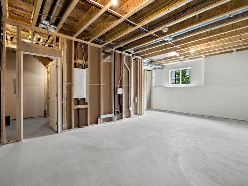 121-2045 Stagecoach Drive, Kamloops, BC - Indoor Photo Showing Basement