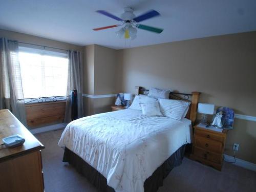 2201 Burgess Ave, Merritt, BC - Indoor Photo Showing Bedroom