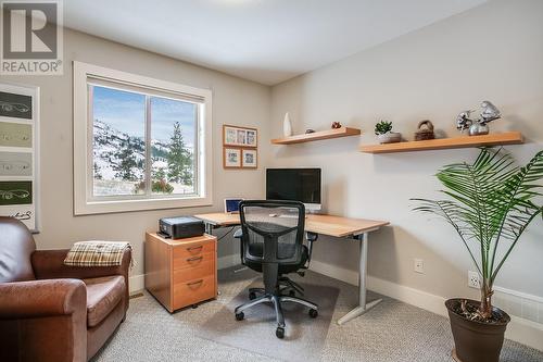 313 Tanager Drive, Kelowna, BC - Indoor Photo Showing Office