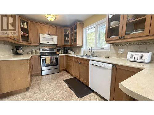 1301 Immanuel Street, Prince Rupert, BC - Indoor Photo Showing Kitchen With Double Sink
