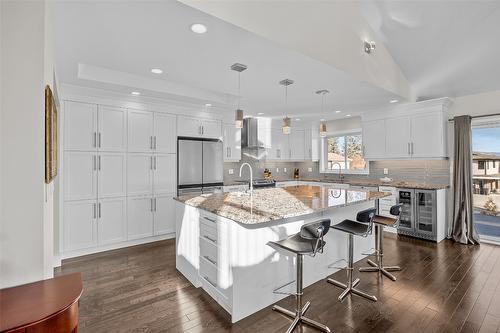 3137 Vector Drive, West Kelowna, BC - Indoor Photo Showing Dining Room