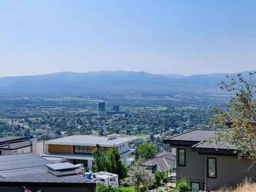 740 Pinehaven Court, Kelowna, BC - Outdoor With View