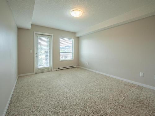204-260 Franklyn Road, Kelowna, BC - Indoor Photo Showing Other Room