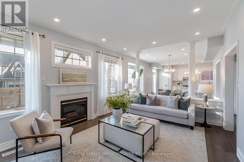 7129 Gillespie Lane, Mississauga, ON - Indoor Photo Showing Living Room With Fireplace