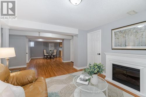 7129 Gillespie Lane, Mississauga, ON - Indoor Photo Showing Living Room With Fireplace