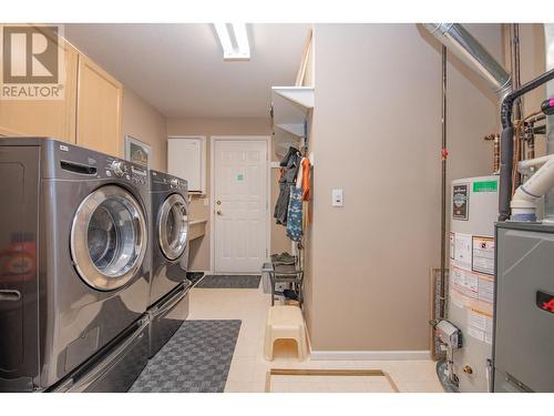1220 25 Avenue Unit# 34, Vernon, BC - Indoor Photo Showing Laundry Room