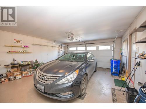 1220 25 Avenue Unit# 34, Vernon, BC - Indoor Photo Showing Garage