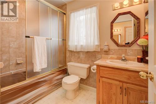 135 Sutton Street, Fredericton, NB - Indoor Photo Showing Bathroom
