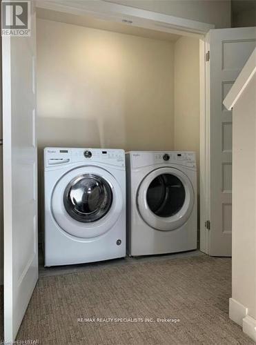 977 - 977 West Village Square, London, ON - Indoor Photo Showing Laundry Room