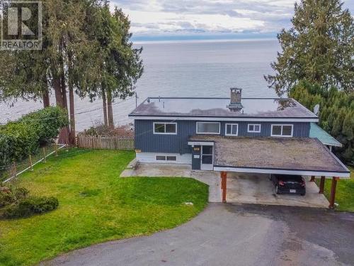 6765 Klahanie Drive, Powell River, BC - Outdoor With Body Of Water